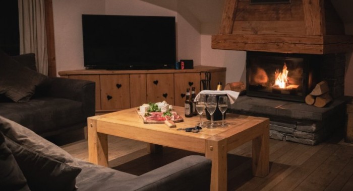 Atlas Sky Apartment, Morzine ski chalet, image 5